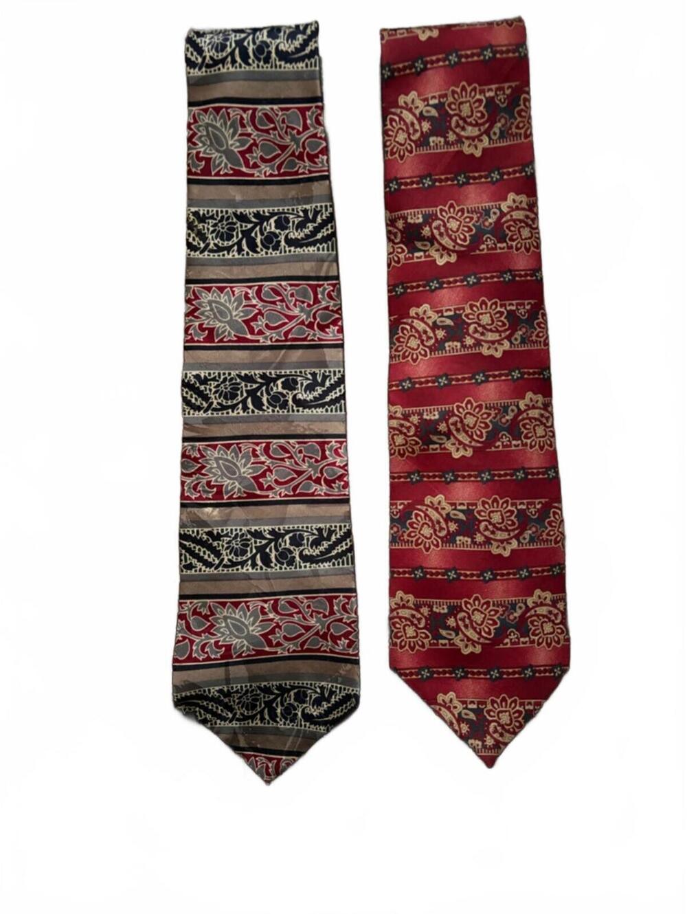 Oscar de la Renta Red and Navy Patterned Silk Ties Designer Menswear Set